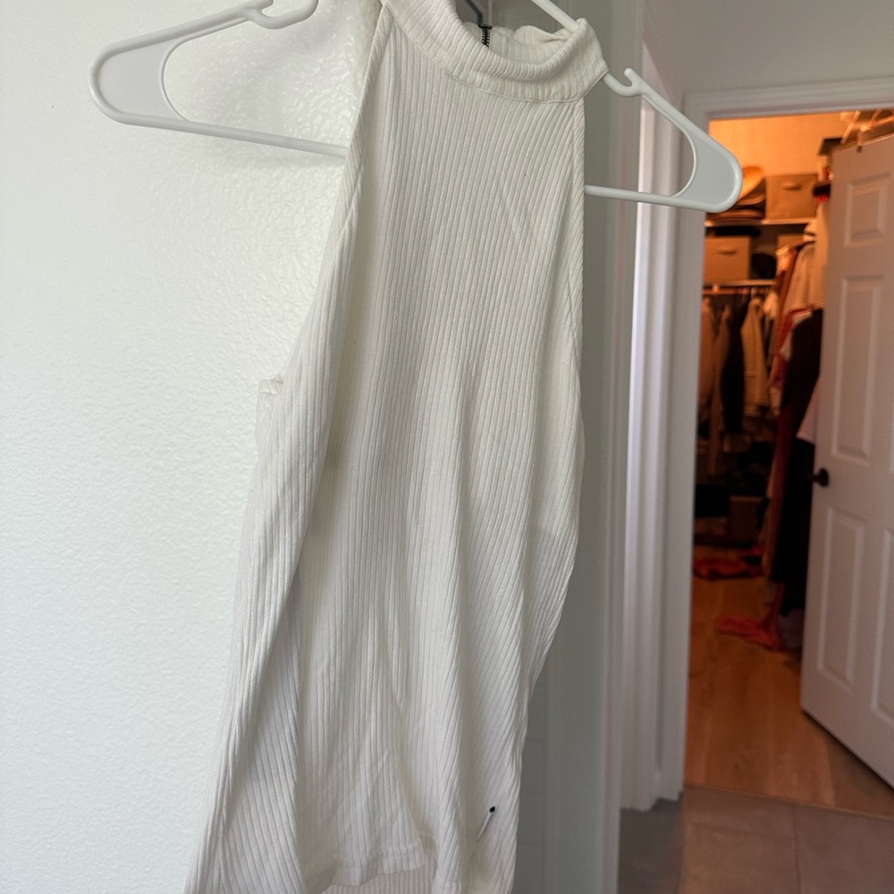 RVCA sleeveless turtleneck